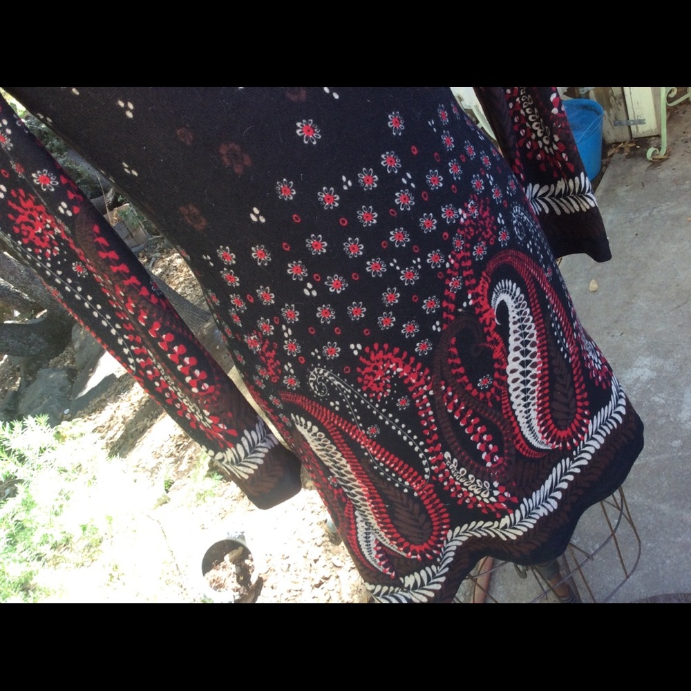 Sacred Threads Nwt Black Redknit Tunic Pai - image 2